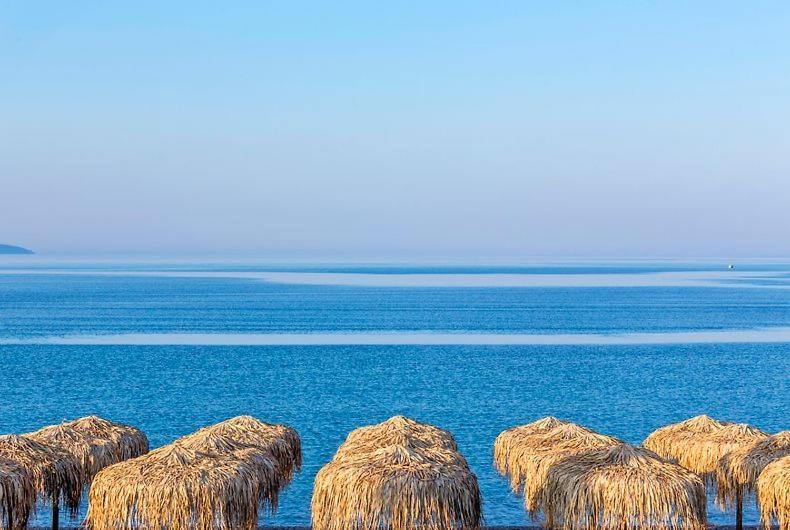 Citysea Fusion, Elegant Gem Minutes From The Beach Calamata Exterior foto